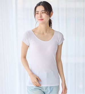 LAVIENNE（ラヴィエンヌ）の「【汗かきさん必見！】涼感サラッと快適汗取り半袖インナー＜さらりラボ＞（肌着・インナーウェア）」｜オフホワイト