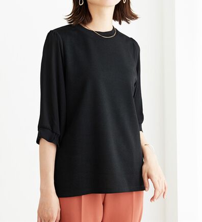 BELLUNA（ベルーナ）の「ラメ調袖切替デザインプルオーバー（カットソー）」