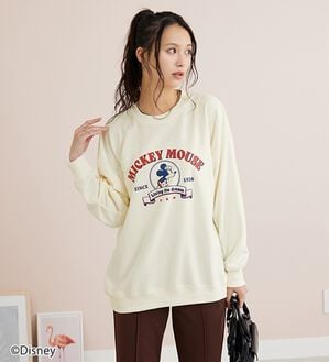 BELLUNA（ベルーナ）の「＜Ｄｉｓｎｅｙ＞【ミッキー】プリントポンチ素材ビッグシルエットトレーナー（トレーナー・スウェット）」｜クリーム