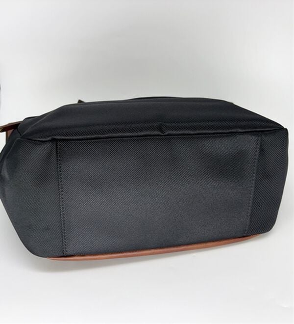 「＜アーノルド　パーマー＞収納上手なクロスボディバッグ（メンズボディバッグ・ウエストポーチ）」｜詳細画像