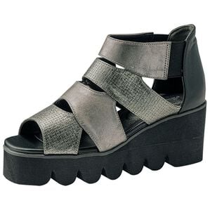 BELLUNA（ベルーナ）の「４Ｅコンビ素材キャタピラーシューズ（サンダル・ミュール）」｜ガンメタリック