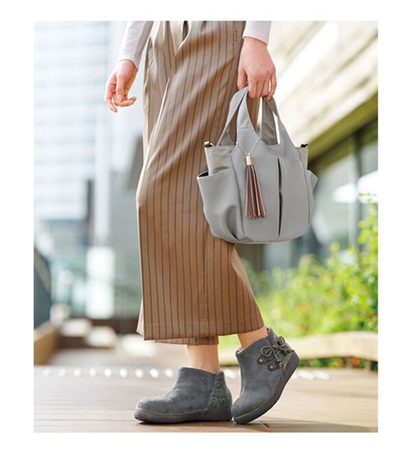 BELLUNA（ベルーナ）の「サイドリボンショートブーツ（ブーツ）」｜詳細画像