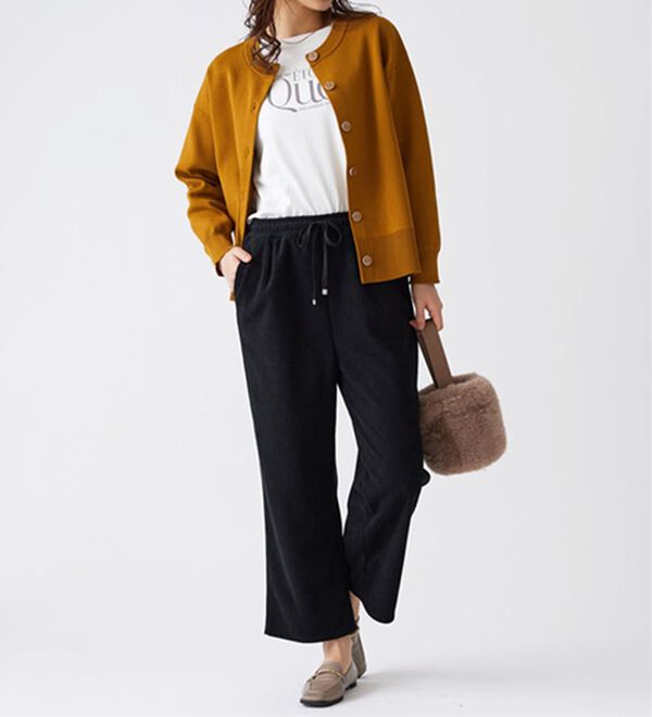 BELLUNA（ベルーナ）の「なめらかコーデュロイワイドパンツ（ワイドパンツ・ガウチョ）」｜詳細画像