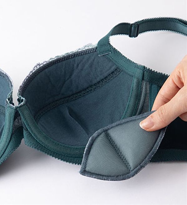 LAVIENNE（ラヴィエンヌ）の「大人の背中美ブラ＆ショーツ（ブラジャー）」｜詳細画像