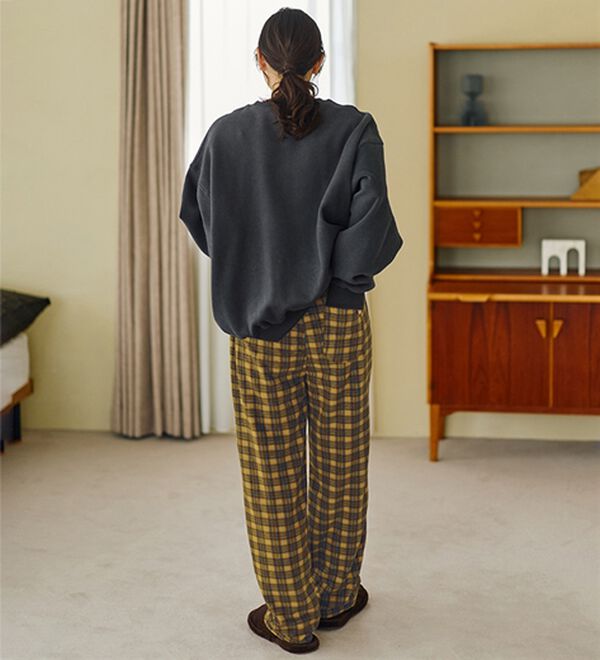 LAVIENNE（ラヴィエンヌ）の「肌側綿１００％あったかフリースボトム（その他パンツ）」｜詳細画像