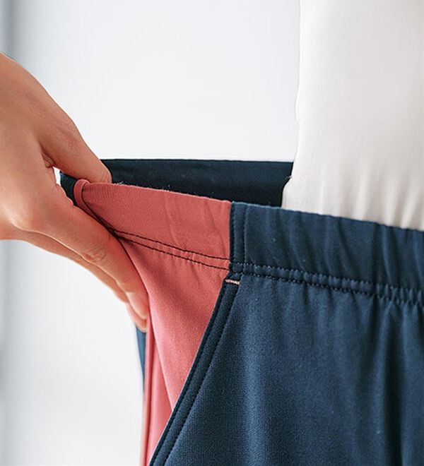 BELLUNA（ベルーナ）の「＜ＦＩＬＡ＞裏起毛配色使いジャージパンツ（その他パンツ）」｜詳細画像