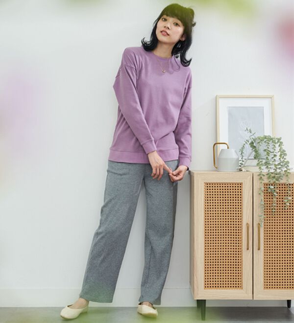 BELLUNA（ベルーナ）の「＜ＭＡＴＯＬＩＡ＞着て潤うルームウェア　トップス・腹巻付ボトム（カットソー）」｜詳細画像