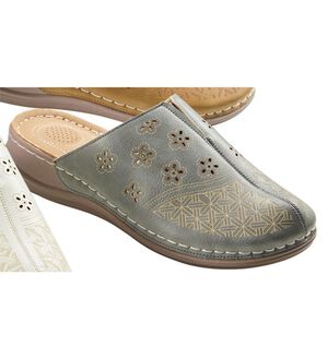 BELLUNA（ベルーナ）の「さっと履ける美脚魅せミュール（サンダル・ミュール）」｜グレー