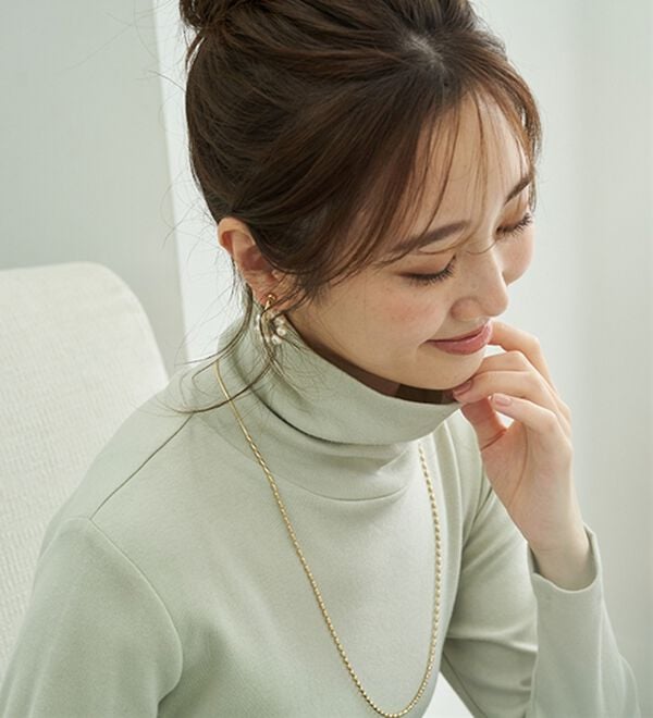 BELLUNA（ベルーナ）の「【選べる衿】肌に優しい綿１００％暖か発熱素材プルオーバー＜ベルホット　コットン＞（カットソー）」｜詳細画像