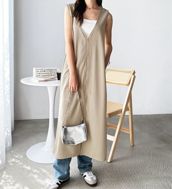 GeeRA（ジーラ）の「３ＷＡＹジップデザインジレワンピース（ジレ）」｜詳細画像