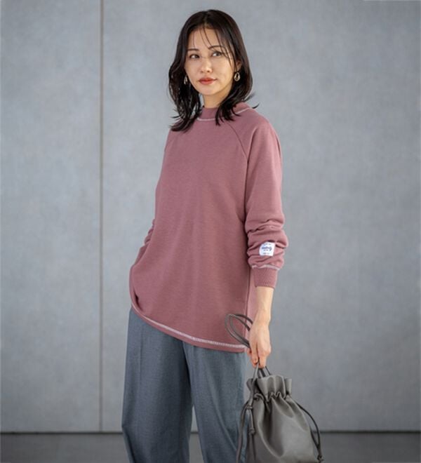 BELLUNA（ベルーナ）の「華奢見せ！しっかり綿混裏毛素材トレーナー（トレーナー・スウェット）」｜詳細画像