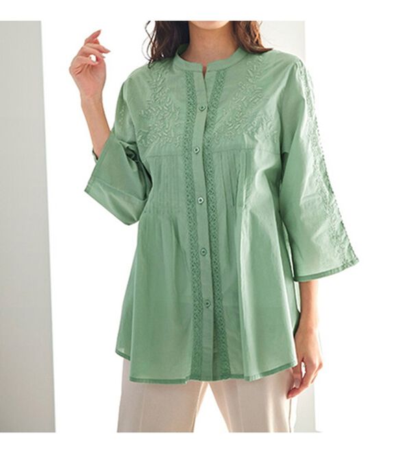 BELLUNA（ベルーナ）の「刺しゅうデザインタックブラウス（ブラウス）」｜詳細画像