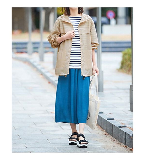 BELLUNA（ベルーナ）の「シアー素材ポケッタブルパーカー（パーカー）」｜詳細画像