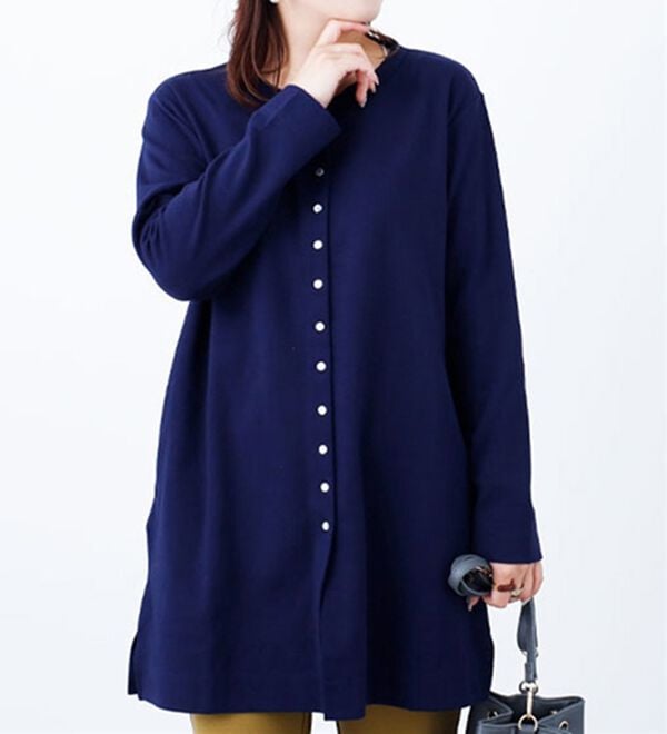 BELLUNA（ベルーナ）の「ポンチ素材ロング丈カーディガン（ニットカーディガン）」｜ネイビー