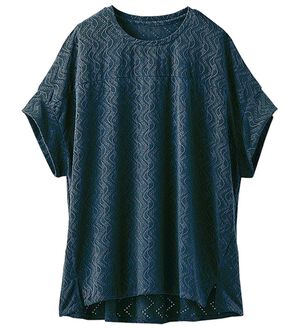 BELLUNA（ベルーナ）の「ストレッチレース切替デザインプルオーバー（カットソー）」｜ネイビー