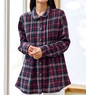 BELLUNA（ベルーナ）の「まるで着る毛布！静電防止付裏ファーブラウス（チュニック）」｜詳細画像