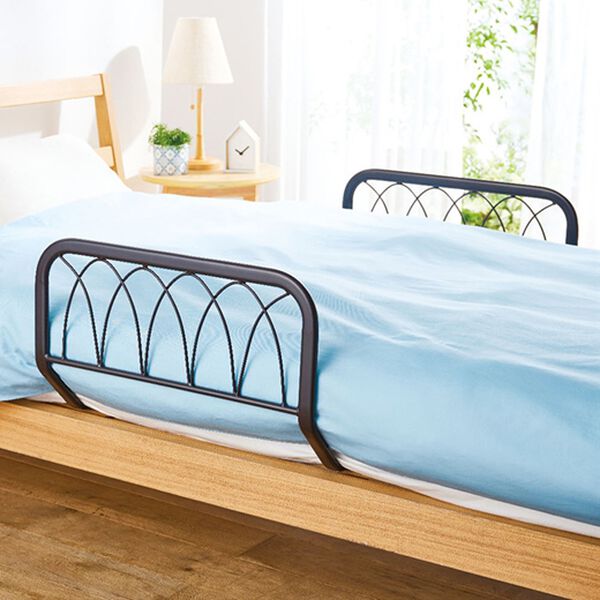 「ズレ落ち防止！ベッドガード２個組（ベッドまわり用品）」｜ブラウン