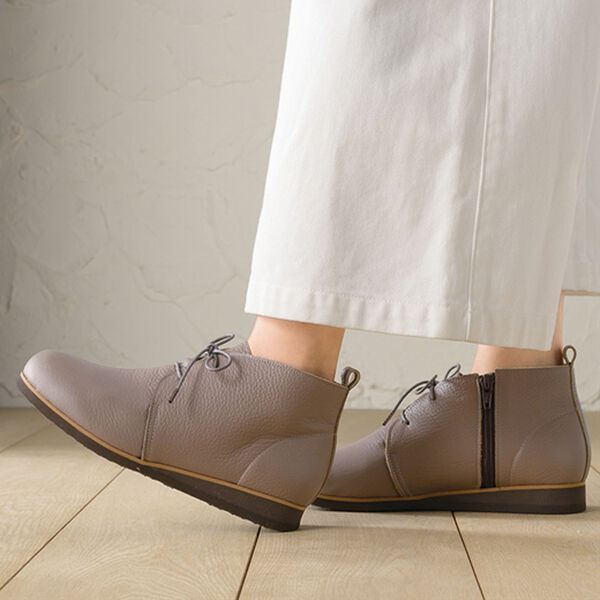 ルフラン（ルフラン）の「フィグリーノ　やわらかレザーのチャッカーブーツ（ブーツ）」｜詳細画像