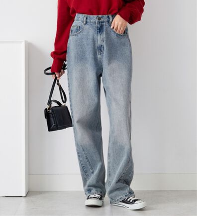 Viola e Viola（ヴィオラ エ ヴィオラ）の「楽ちん細見え　こだわりカーブデニムパンツ（フルレングスパンツ）」