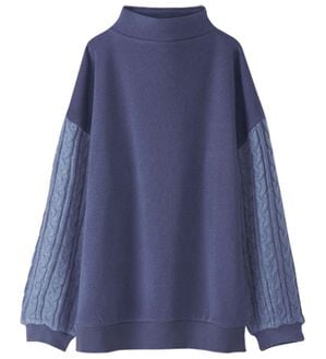 BELLUNA（ベルーナ）の「ケーブルニット使いプルオーバー（カットソー）」｜スモークパープル(袖)