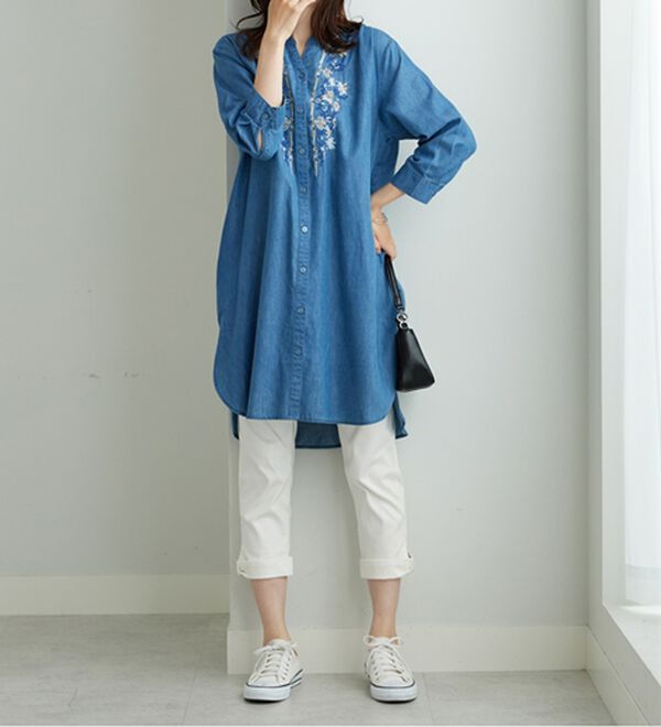 BELLUNA（ベルーナ）の「デニム素材華やか刺しゅうワンピース（その他ワンピース）」｜詳細画像