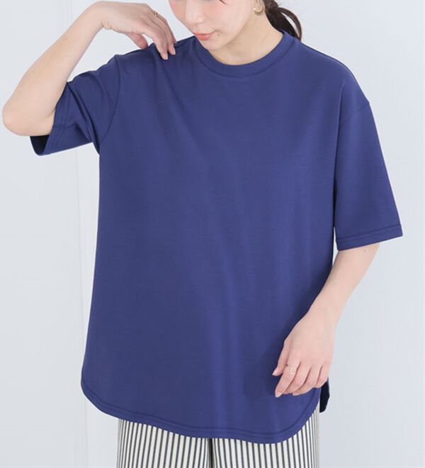 A HAPPY MARILYN（アハッピーマリリン）の「【Ｍ～８Ｌ】【ハッピーさらりん】裾ラウンド五分袖Ｔシャツ（Tシャツ）」｜ディープネイビー