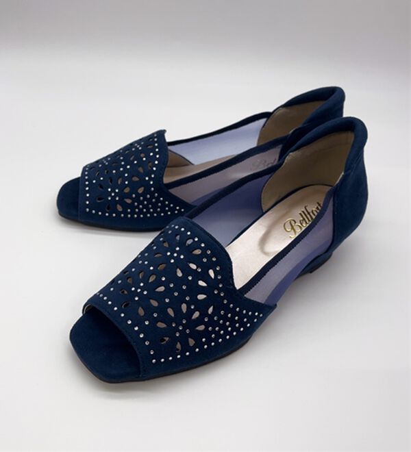 BELLUNA（ベルーナ）の「４Ｅチュールレースウェッジパンプス（パンプス）」｜詳細画像