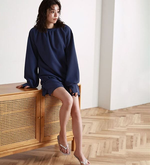 Pierrot（ピエロ）の「【速乾機能付】ギャザートップスラッシュガード（チュニック）」｜詳細画像