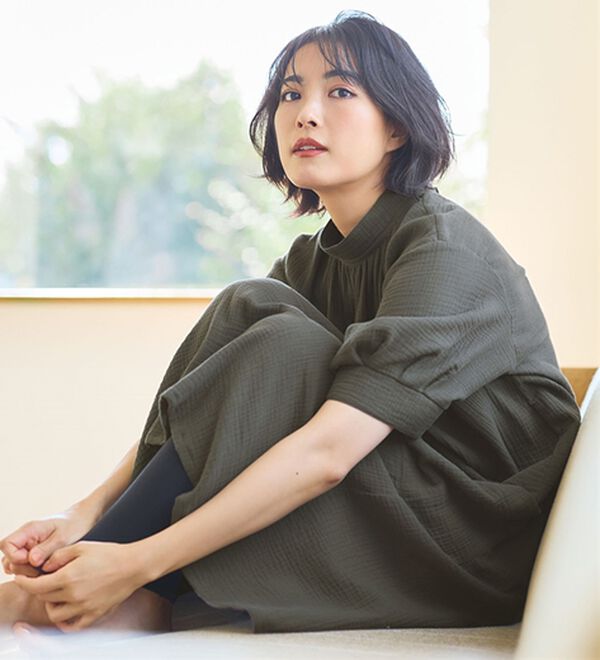 BELLUNA（ベルーナ）の「《ＨｕｇＲｅａｍコットン》ダブルガーゼゆったりワンピース（チュニックワンピース）」｜詳細画像