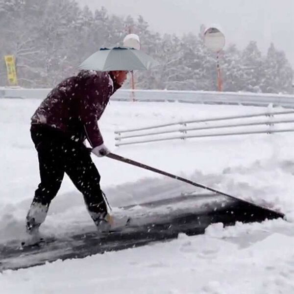 「かぶる手ぶら傘２本組（レイングッズ）」｜詳細画像