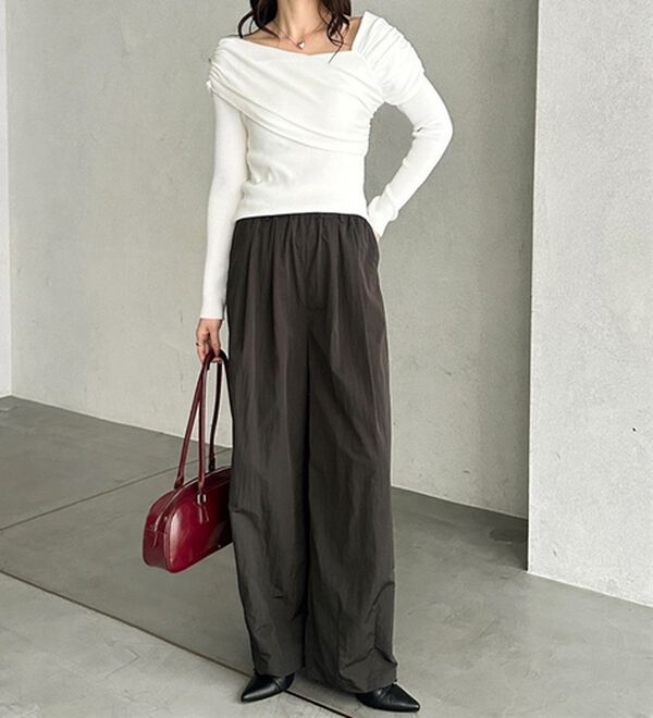 GeeRA（ジーラ）の「さらとろ素材が嬉しい！ダブルタックワイドパンツ（フルレングスパンツ）」｜詳細画像