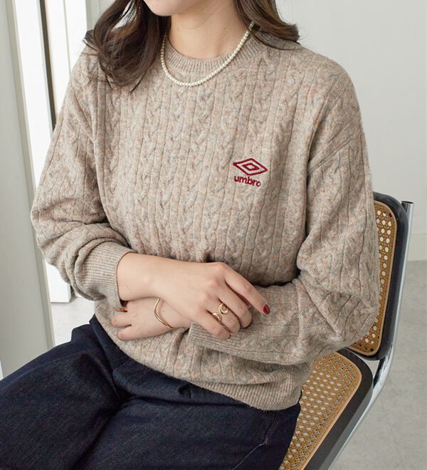 alotta（アロッタ）の「【ＵＭＢＲＯ】ミニケーブルニットトップス（ニット・セーター）」｜詳細画像