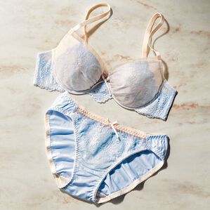 YU'NOW（ユナウ）の「プチプラブラ＆ショーツセット（ブラジャー＆ショーツセット）」｜サックス系ヴェールレース