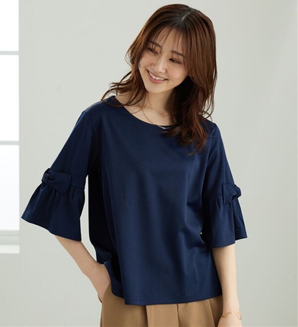 BELLUNA（ベルーナ）の「リボン付フレアー袖プルオーバー（カットソー）」｜ネイビー