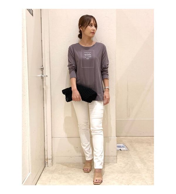 BELLUNA（ベルーナ）の「ヒンヤリ冷感ライトオンスジーンズ（フルレングスパンツ）」｜詳細画像