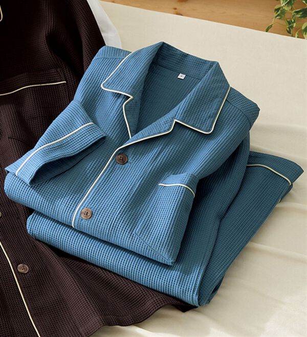 「＜ＧＯＯＤ　ＳＬＥＥＰ（Ｒ）＞綿１００％快眠設計ワッフルパジャマ（メンズルームウェア）」｜ブルー