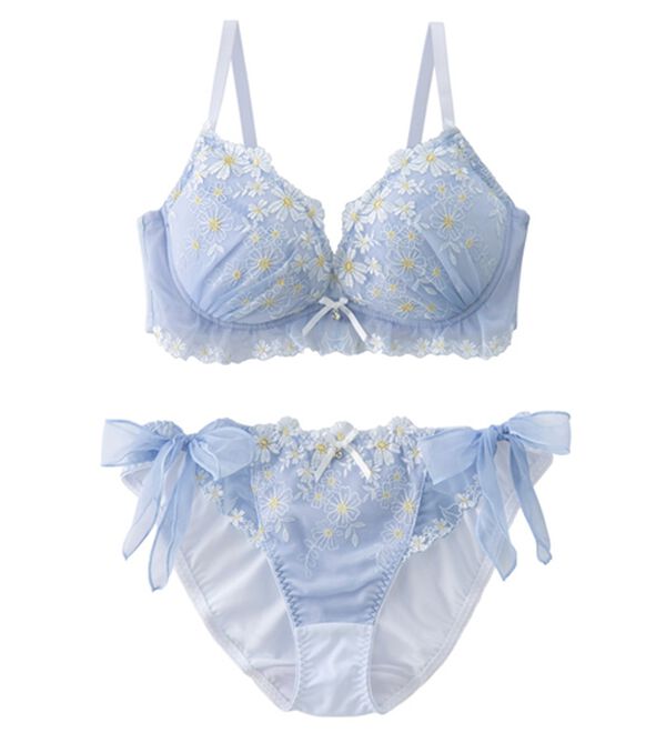 YU'NOW（ユナウ）の「ぷるるん谷間のノンワイヤーブラ＆ショーツ（ブラジャー＆ショーツセット）」｜詳細画像