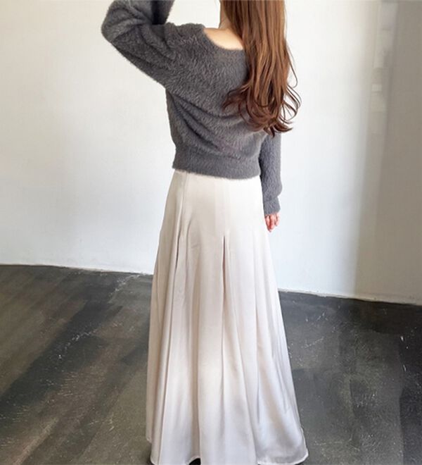 「【YOUING．】タックデザインフレアーサテンスカート（ロングスカート）」｜詳細画像