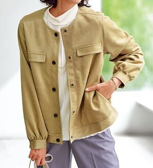 BELLUNA（ベルーナ）の「配色ステッチ使いスエード調ジャケット（ブルゾン）」｜ベージュ系