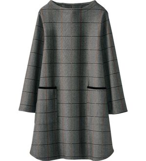 BELLUNA（ベルーナ）の「裏ベロアポケット付ハイネックチュニック（チュニック）」｜ヘリンボーン