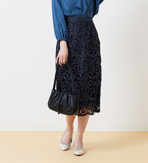 BELLUNA（ベルーナ）の「華やかリボンレーススカート（ロングスカート）」｜ネイビー