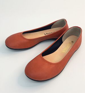 BELLUNA（ベルーナ）の「日本製やわらか軽量パンプス（パンプス）」｜オレンジ