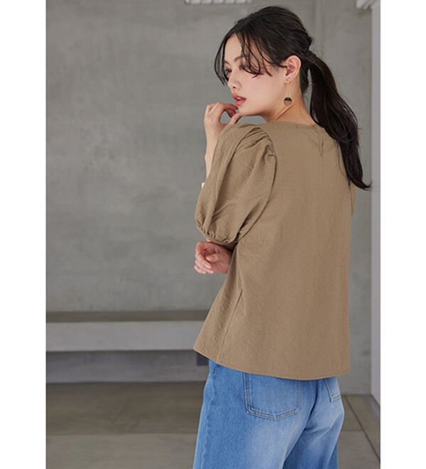 RANAN（ラナン）の「ひんやり！サッカー素材袖ボリュームブラウス（ブラウス）」｜詳細画像