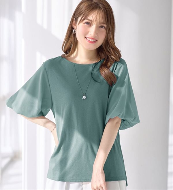 alotta（アロッタ）の「袖異素材バルーンＴシャツ（カットソー）」｜グリーン