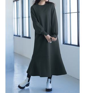 RANAN（ラナン）の「＜ＨＩＧＨ　ＳＰＥＣ＞毛玉になりにくい！ペプラムデザインワンピース（その他ワンピース）」｜チャコール