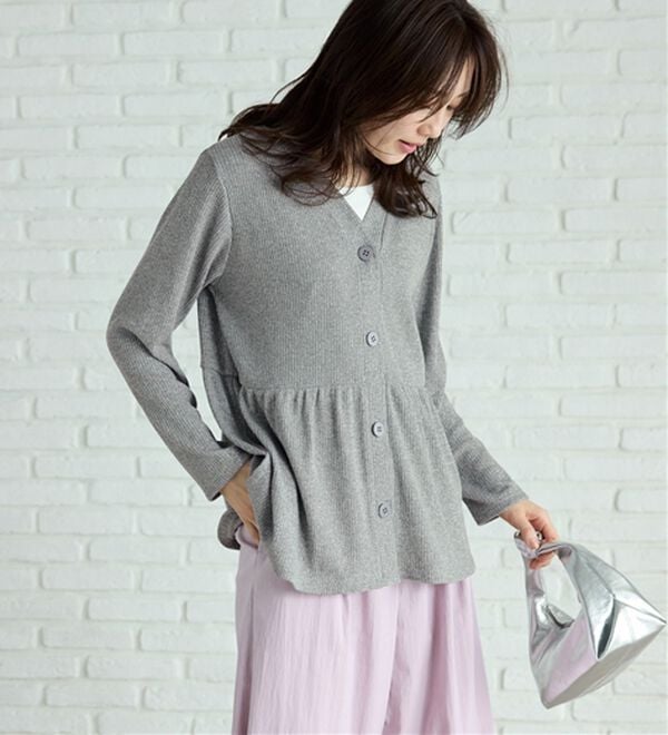 BELLUNA（ベルーナ）の「ラメ調リブ素材ペプラムカーディガン（ニットカーディガン）」｜詳細画像