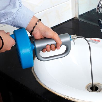 「ワイヤーパイプクリーナー（掃除用品）」