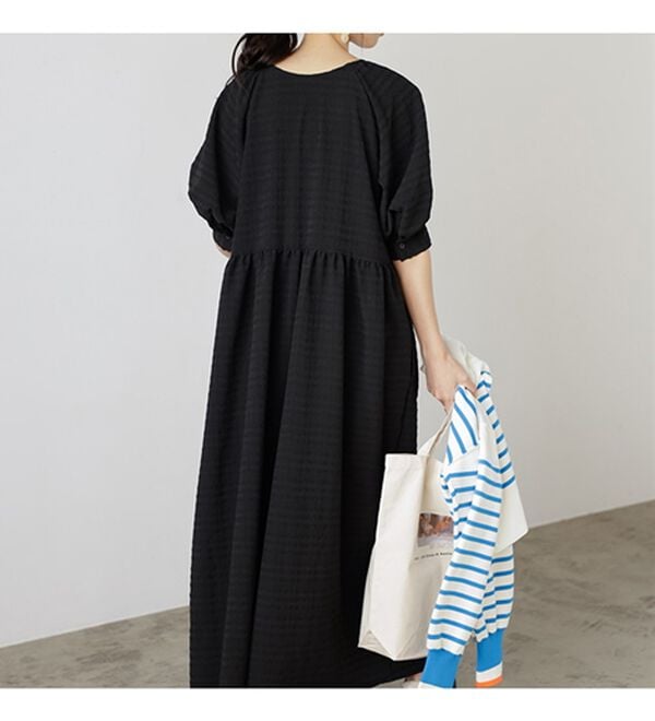 GeeRA（ジーラ）の「ワッシャー素材パフスリーブワンピース（その他ワンピース）」｜詳細画像