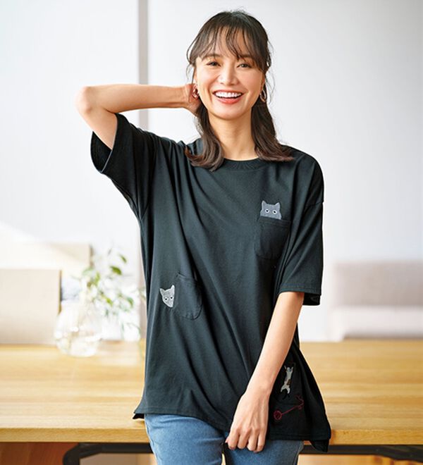 BELLUNA（ベルーナ）の「ネコ刺しゅうビッグプルオーバー（カットソー）」｜チャコール