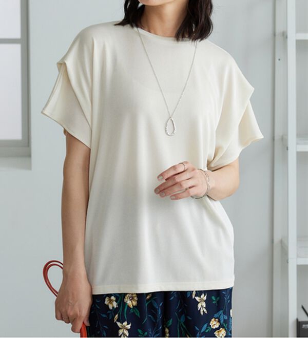 BELLUNA（ベルーナ）の「【2点セット】ネックレス付シャイニーかのこプルオーバー（カットソー）」｜アイボリー